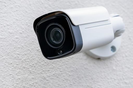 2025年10月21日 更新 店舗の防犯対策は万全?初心者でもわかる防犯カメラの選び方ガイド